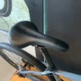 Bicicleta Oggi Hacker HDS Aro 29 Essa 8v Grafite e Amarelo e Preto