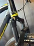Bicicleta seminova a29 oggi 8.3 2023 shimano deore 11v t-19 preta/amarela