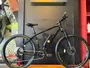 Bicicleta seminova a29 oggi 8.3 2023 shimano deore 11v t-19 preta/amarela