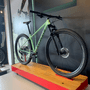 Bicicleta Specialized Chisel Aro 29 Deore 12v Verde e Preto - Seminova