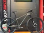 Bicicleta seminova a29 specialized chisel sram sx 12v t-17 cinza