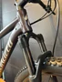 Bicicleta seminova a29 specialized rockhopper deore 12v t-19 cinza/branco