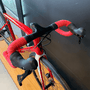 Bicicleta Specialized Tarmac SL6 Aro 700 105 22v Vermelha e Branca - Seminova