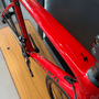 Bicicleta Specialized Tarmac SL6 Aro 700 105 22v Vermelha e Branca - Seminova