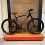 Bicicleta Sinc Tempo Aro 29 Tourney 21v Preto e Laranja