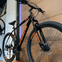 Bicicleta Sinc Tempo Aro 29 Tourney 21v Preto e Laranja