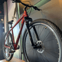 Bicicleta Sinc Tempo Aro 29 Tourney 21v Vermelho e Preto
