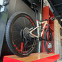 Bicicleta Specialized Epic S-Works Aro 29 XX1 AXS 12v Bege Claro e Vermelho - Seminova