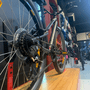 Bicicleta Specialized Jett Aro 24 microSHIFT 8v 2023 Cinza Escuro e Prata