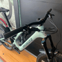 Bicicleta Specialized Levo Comp Carbon Aro 29 GX 12v Verde Claro e Verde Escuro - Seminova