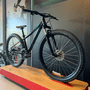 Bicicleta Specialized Pith Sport Aro 27,5 Acera 24v 2020 Preto e Verde e Rosa - Seminova