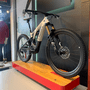 Bicicleta Specialized Turbo Levo S-Works Aro 29 XX1 AXS 12v 2022 Branco e Cinza - Seminova