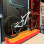 Bicicleta Trek Top Fuel 9.8SL Aro 29 GX 12v Azul e Vermelho - Seminova