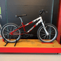 Bicicleta Ultra UM20 Aro 20 Branco e Vermelho