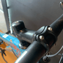 Bicicleta VikingX Tuff 25 Aro 26 Shimano Tourney 21V Azul e Laranja e Amarelo e Rosa - SemiNova