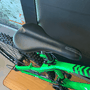 Bicicleta Vikingx Tuff 30 Aro 26 Shimano 21v Verde e Branca e Azul