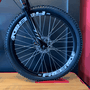 Bicicleta Vikingx Tuff25 21V Aro 26 Rosa e Amarelo e Branca e Azul